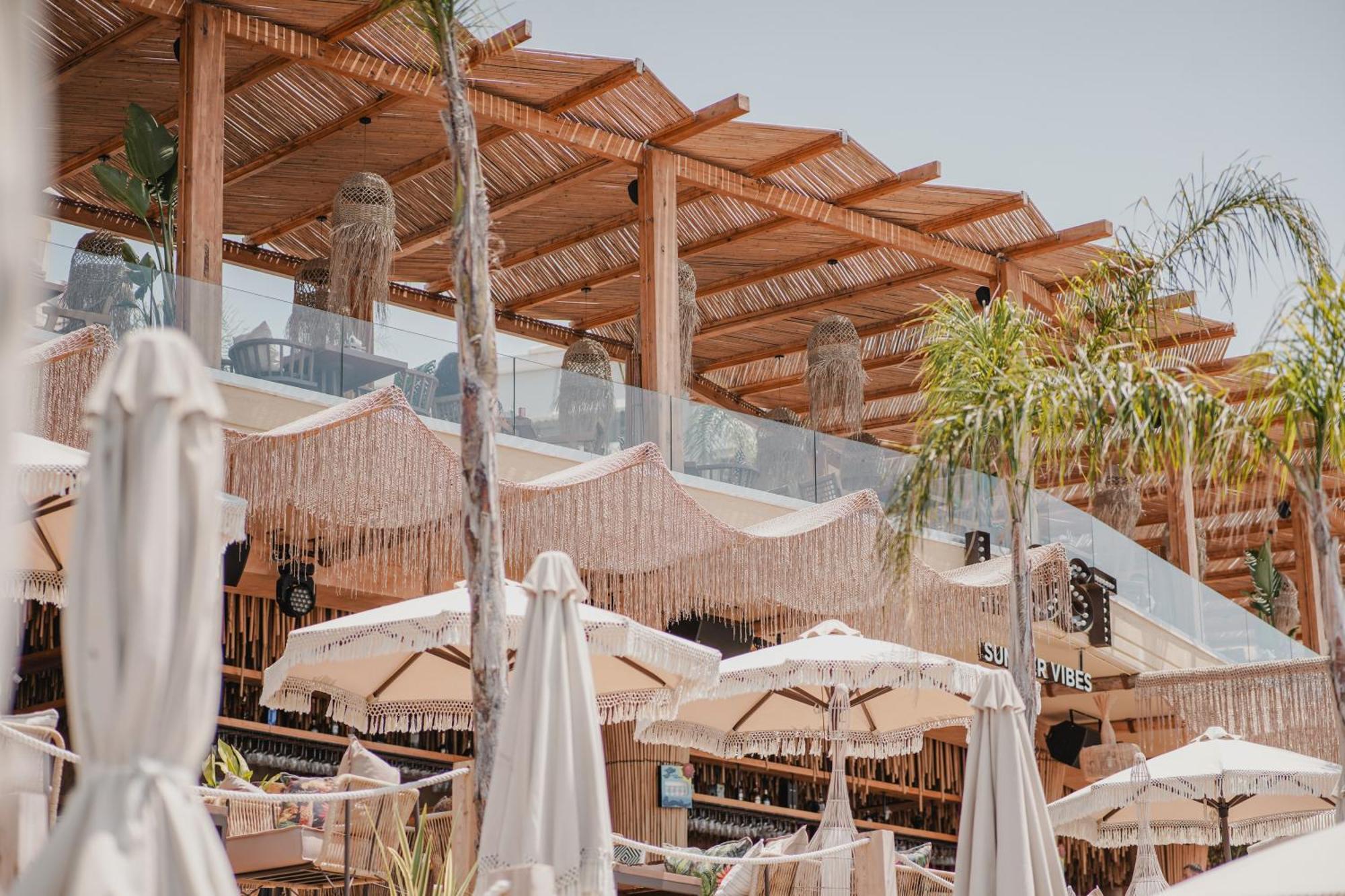 Lost Seaside Hotel Sarandë Exterior foto